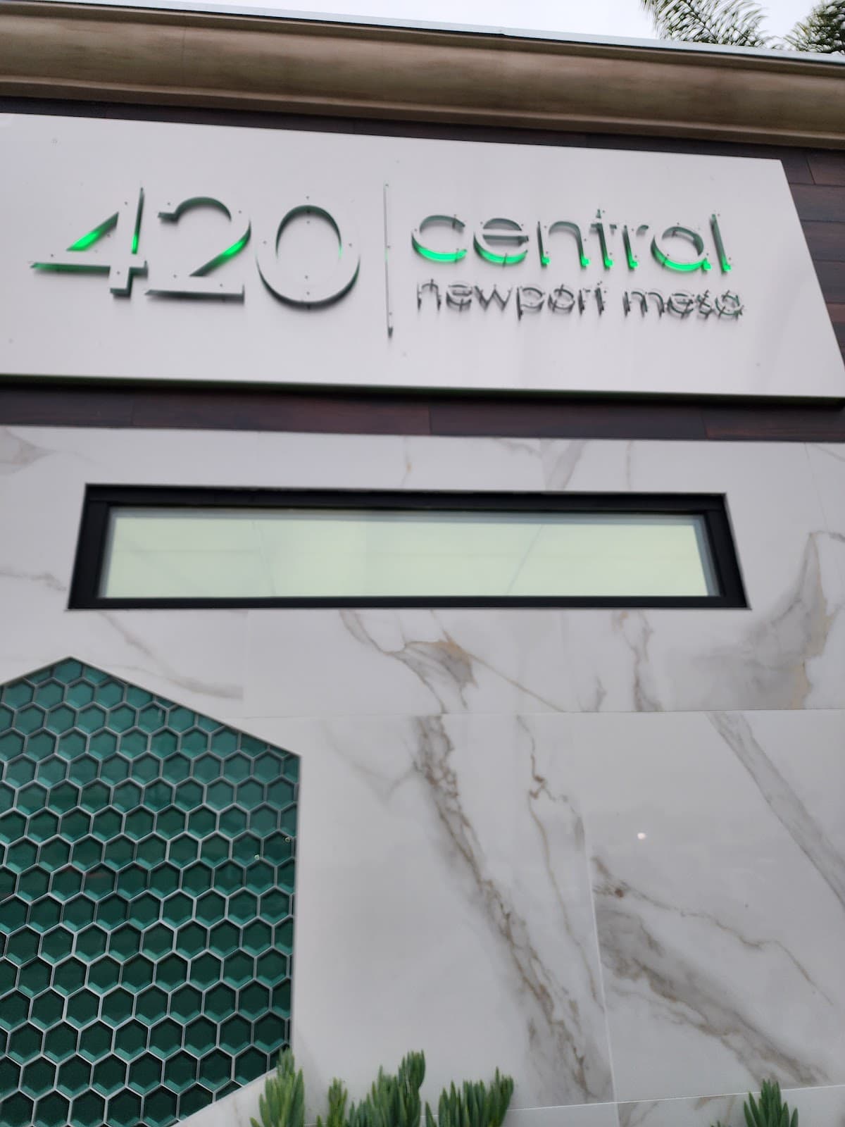 420 Central Newport Mesa