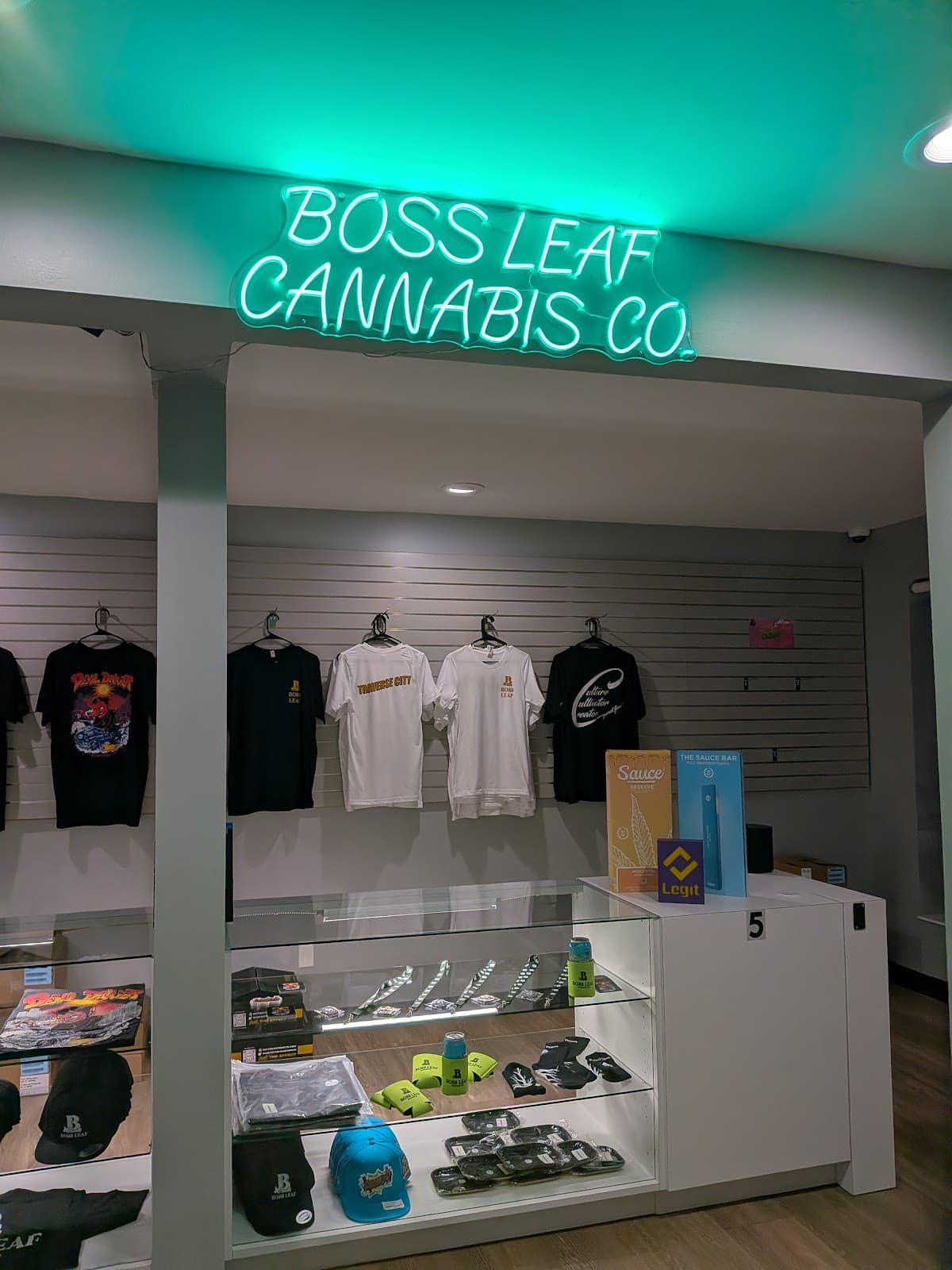 Boss Leaf