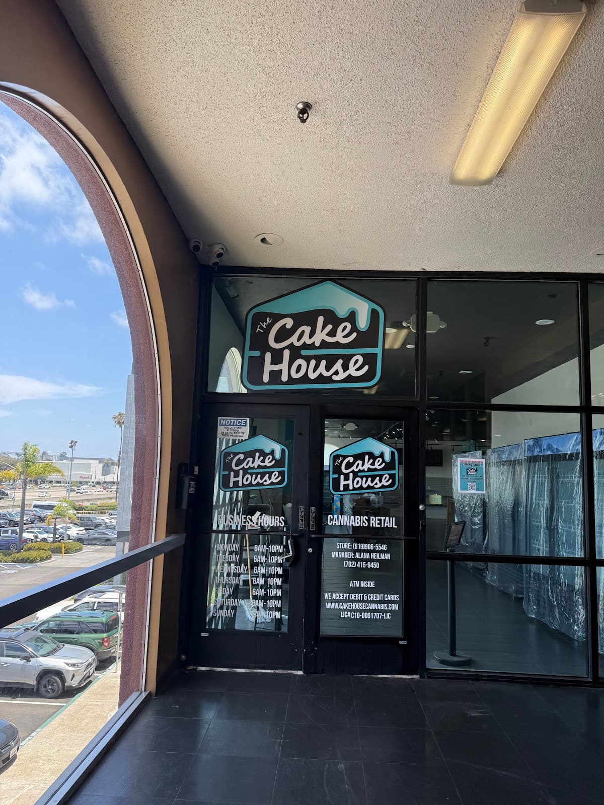 Cake House Mission Valley, LLC