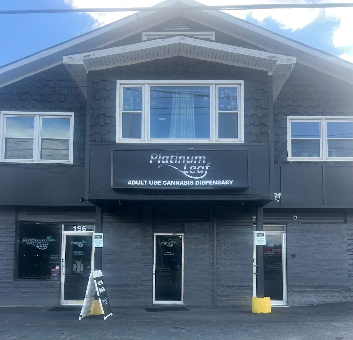 Platinum Leaf LLC