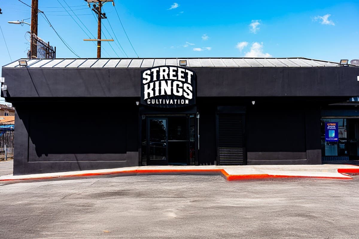 Street Kings [Equity Retailer]
